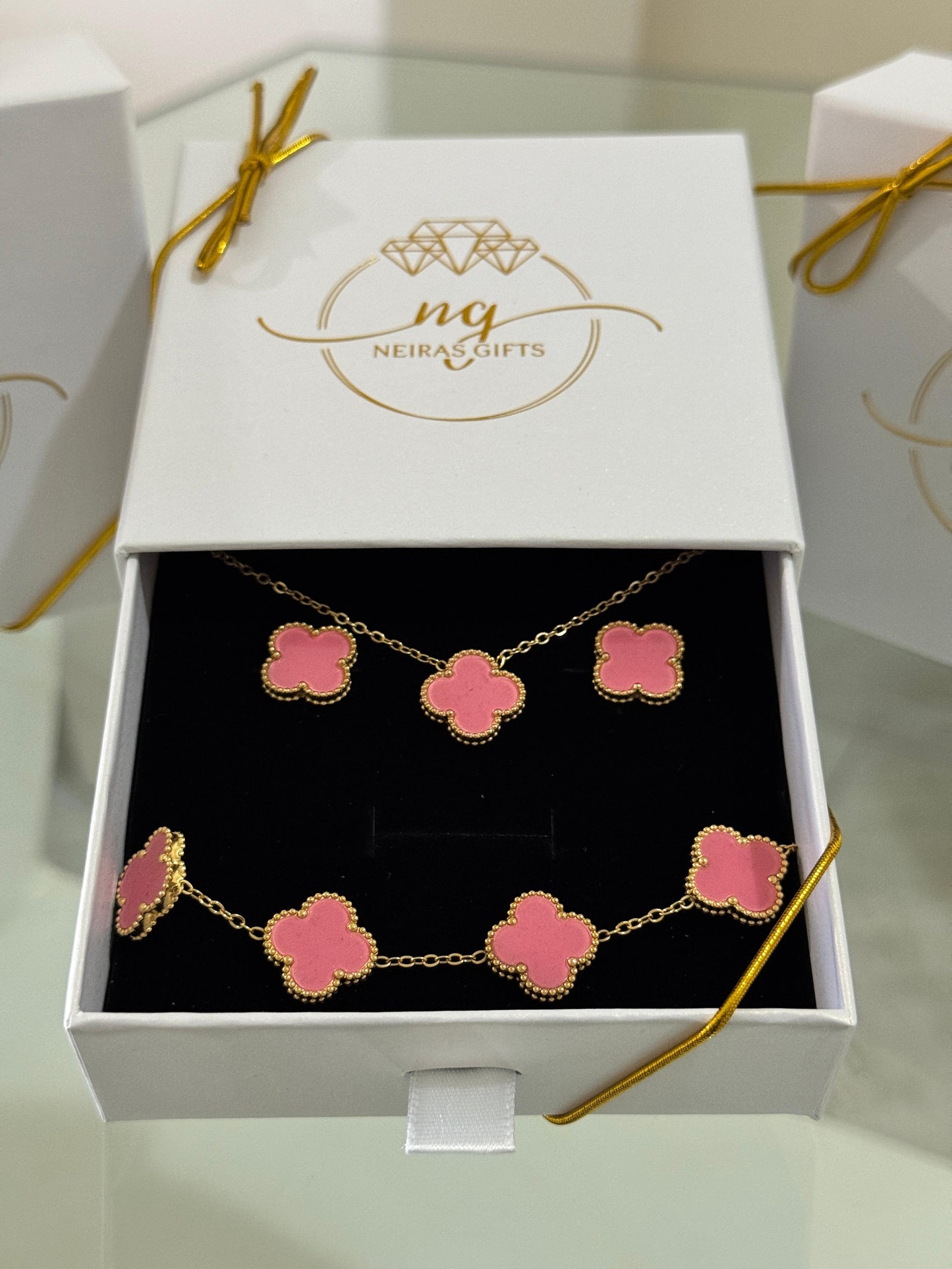 Neiras | 3 Pieces Set Fashion Flower Stylish Necklace, Bracelet With Earring