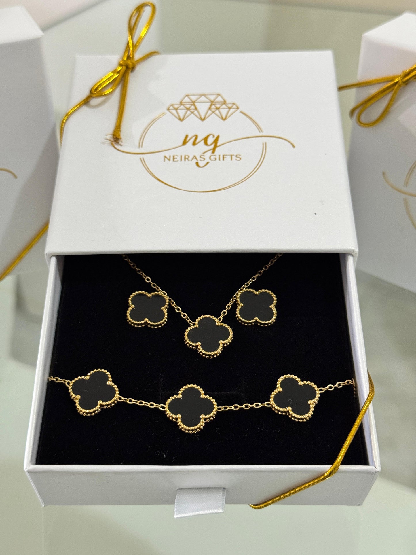 Neiras | 3 Pieces Set Fashion Flower Stylish Necklace, Bracelet With Earring